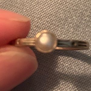 Sterling silver and pearl ring
